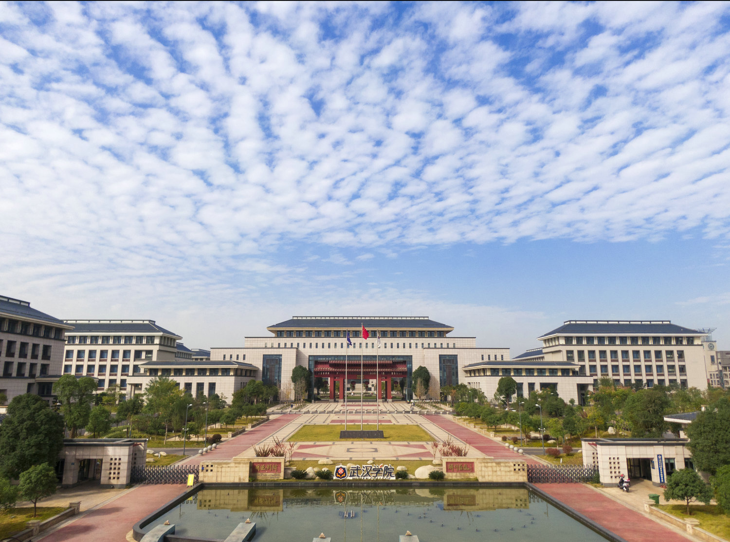 中国大学社会捐赠排名：武汉学院25亿跻身前10，清华第1，武大第5
